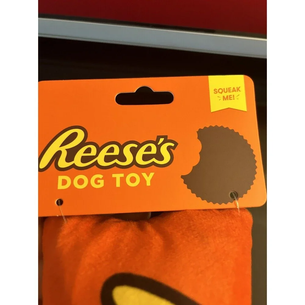 Reese's Peanut Butter Candy Themed Dog Crinkle Chew Toy Squeaker  NEW